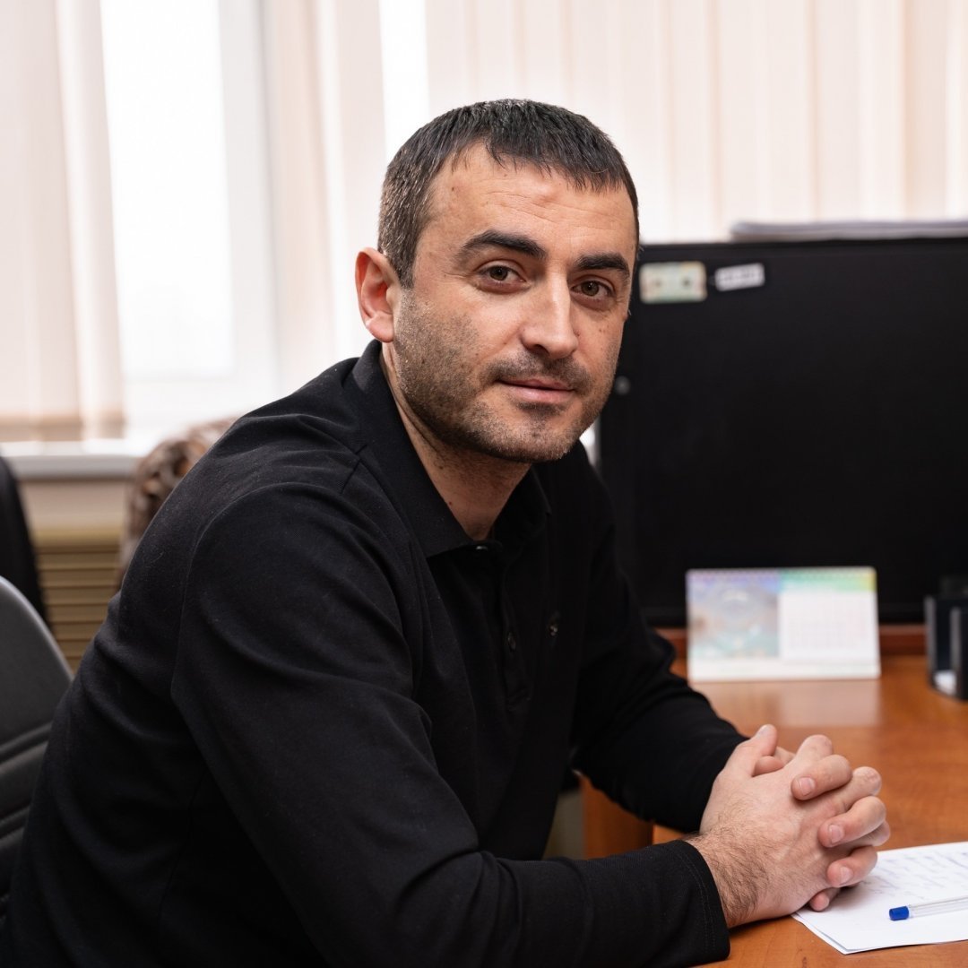 Поздравляем с Днем рождения Петроса Рафаеловича Мирзаханяна
