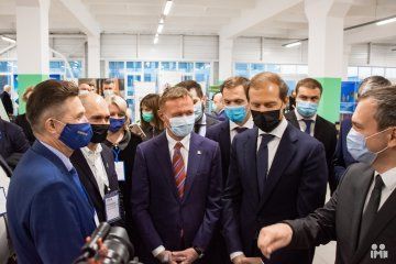 Министр промышленности и торговли России осмотрел выставку научных достижений ученых ЮЗГУ