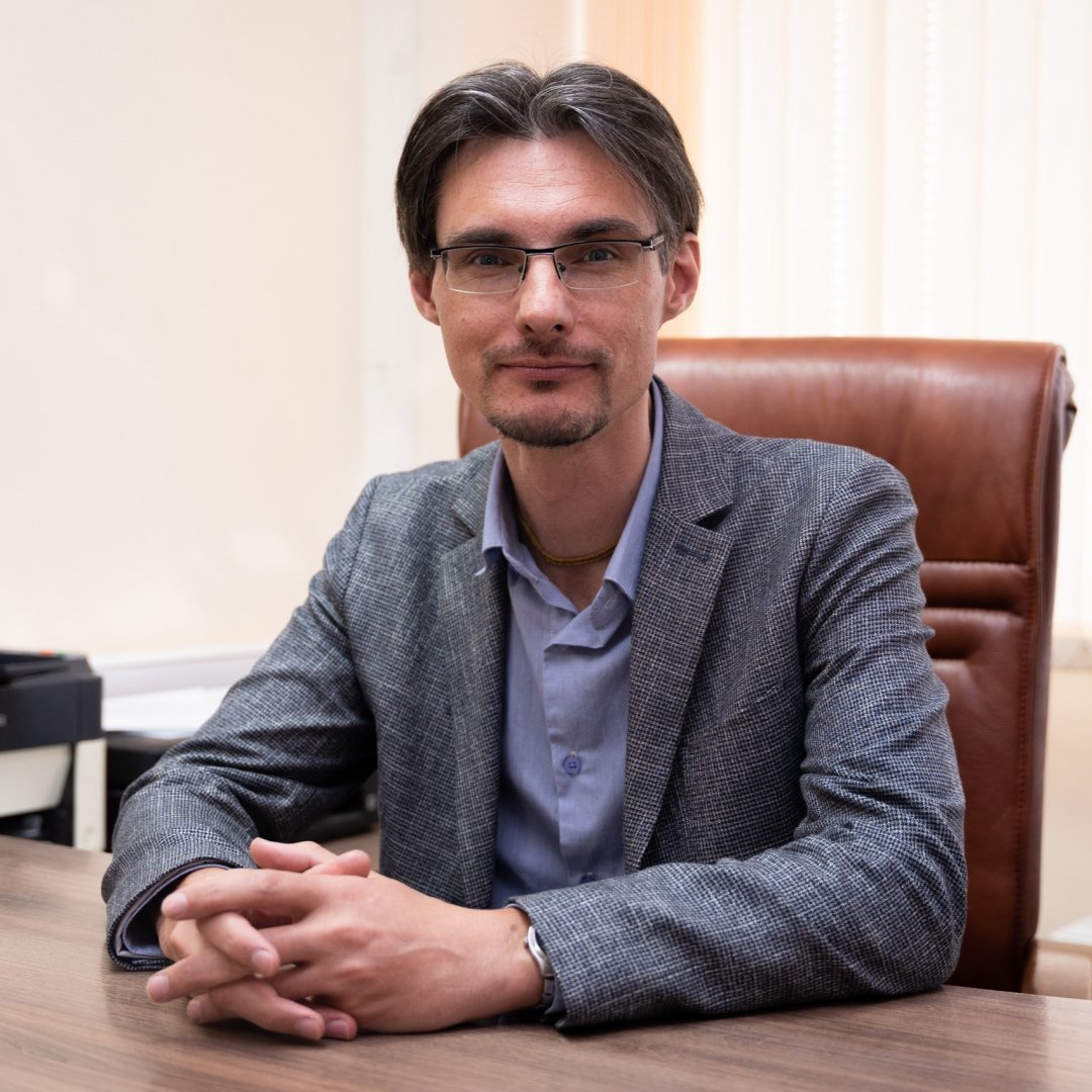 Поздравляем с Днем рождения Александра Георгиевича Колесникова