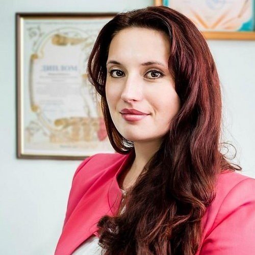 Поздравляем с Днем рождения Наталью Владимировну Бредихину