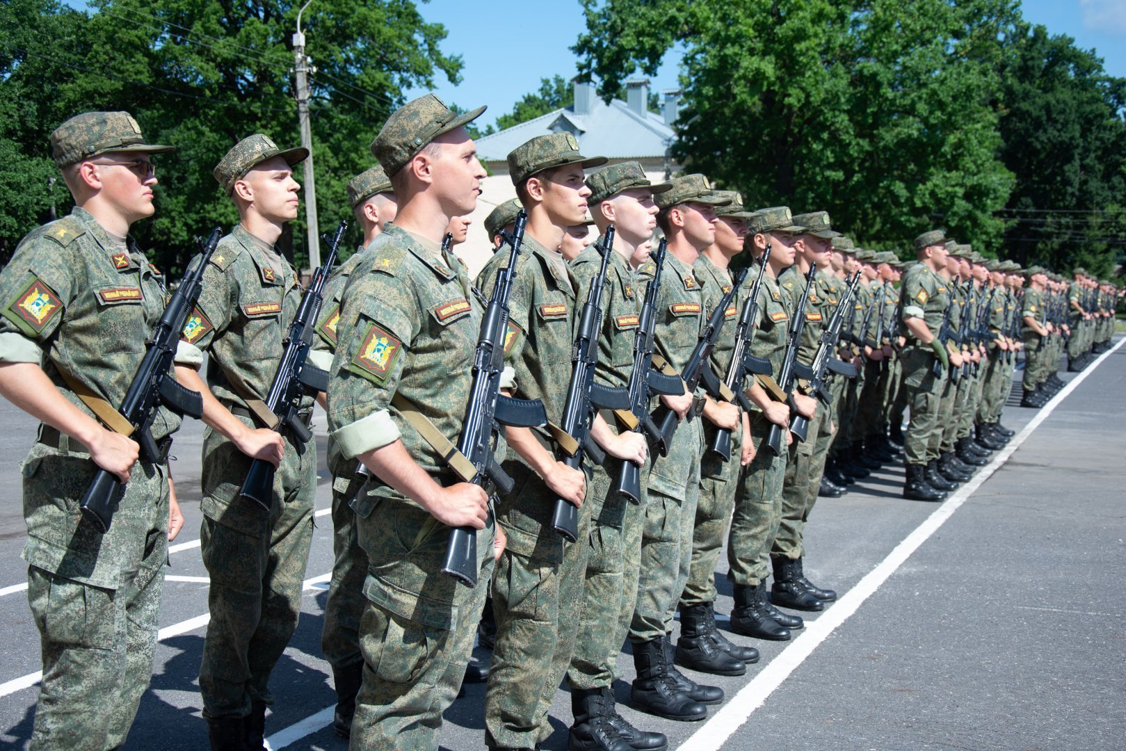 Курсанты военного учебного центра ЮЗГУ приняли присягу