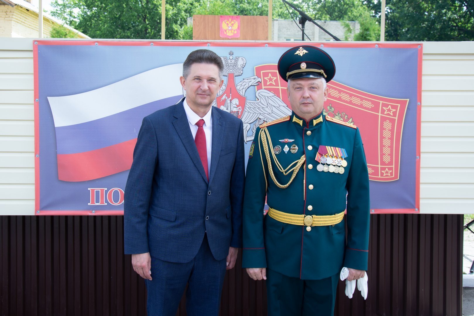 Ректор ЮЗГУ Сергей Емельянов поздравил курсантов военного учебного центра с принятием присяги