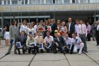 Выпускники кафедры ОТиОС 2011 года с преподавателями