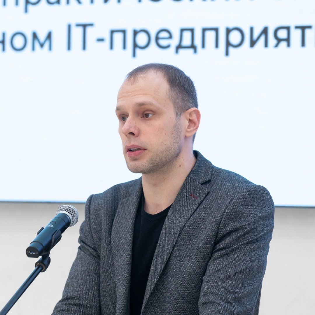 Поздравляем с Днем рождения Анатолия Леонидовича Марухленко