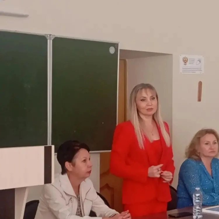 Не ждём, а приезжаем: ЮЗГУ помогает школьникам области с выбором профессии