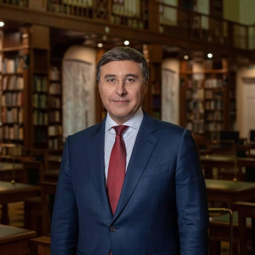 Глава Минобрнауки Валерий Фальков поздравил студентов и преподавателей с началом учебного года