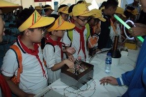 Китайские школьники познакомились с фестивалем науки Курска