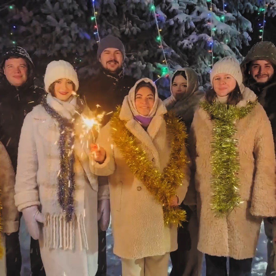 В ЮЗГУ стартовал новогодний флешмоб 