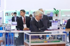 ЮЗГУ представил экспозицию Минобрнауки РФ на Московском международном форуме _081.JPG