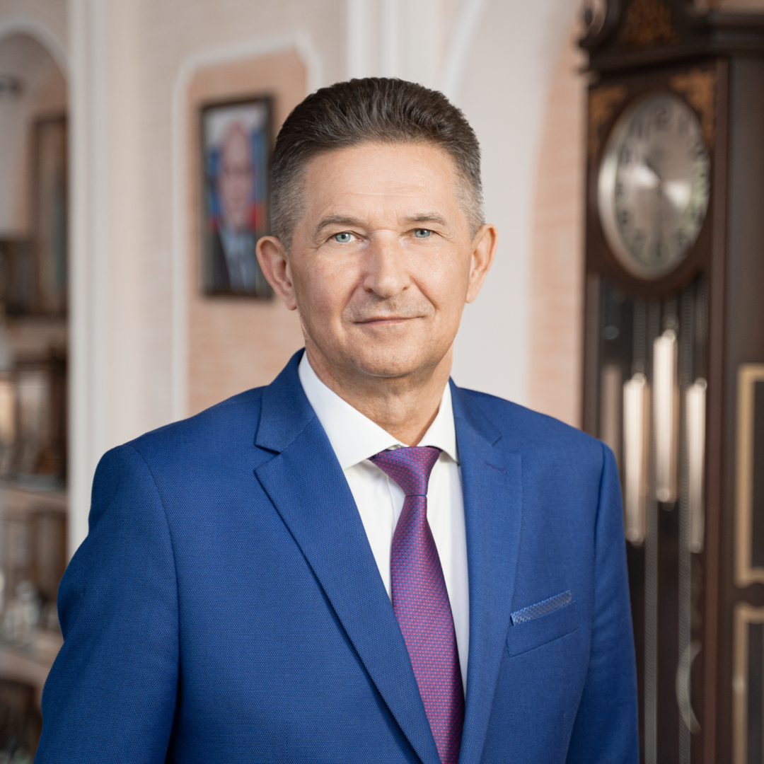 Поздравление ректора ЮЗГУ с Днем молодежи
