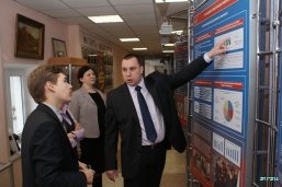 Деловой визит совета молодых учёных РАН в ЮЗГУ _09.JPG