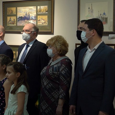 В 61 школе открыли выставку памяти Петра Алексеевича Михина