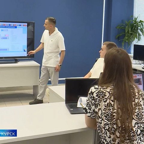 ГТРК "Курск": Архитекторы ЮЗГУ разрабатывают план модернизации 6-го лицея Курска