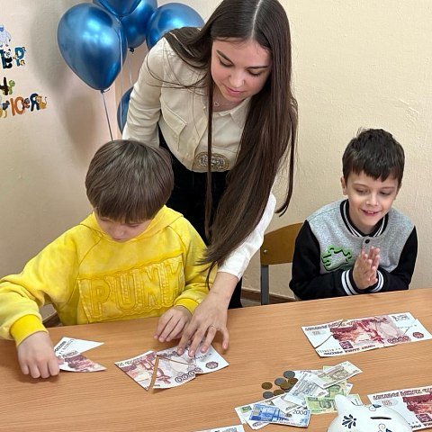 Студенты ЮЗГУ провели игру «Финансовый следопыт» в рамках программы «Обучение служением»