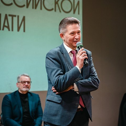 Ректор ЮЗГУ Сергей Емельянов поздравил курских журналистов с праздником