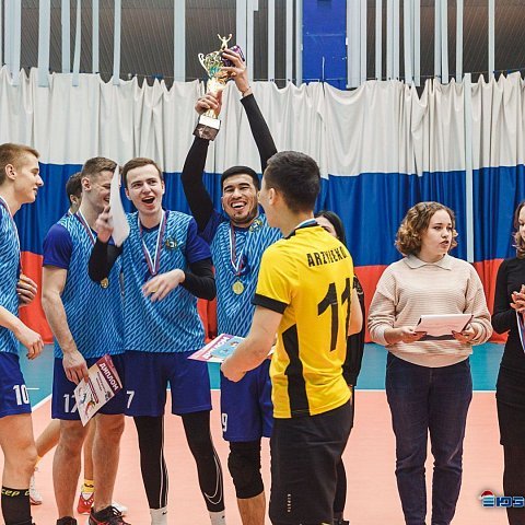 В ЮЗГУ определились победители отборочного этапа по волейболу