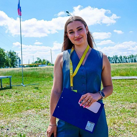 Студентка ЮЗГУ стала ведущей спортивных соревнований в рамках Курской Коренской ярмарки 