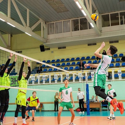 В ЮЗГУ состоялся Кубок по волейболу в честь 60-летия университета