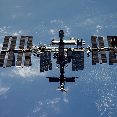 Экипаж российского сегмента МКС провел сеанс радиосвязи с Землей