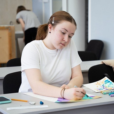 Ярко. Смело. Творчески Ярко. Смело. Творчески