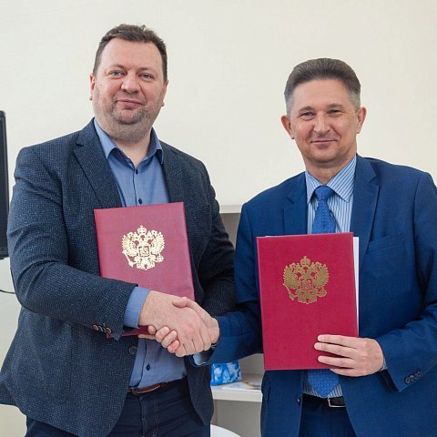 ЮЗГУ и Агростратегия подписали договор о сотрудничестве