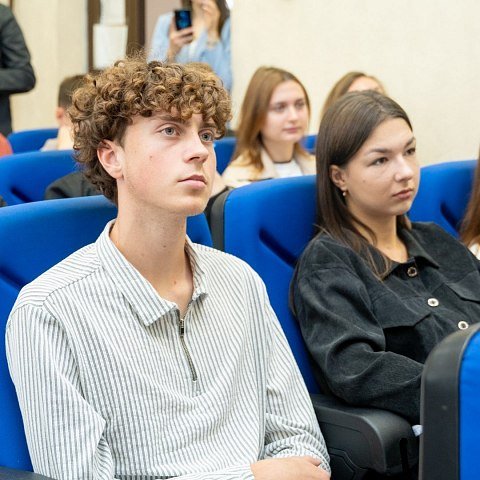 Специалисты Курской АЭС рассказали студентам ЮЗГУ о системе экологической безопасности Специалисты Курской АЭС рассказали студентам ЮЗГУ о системе экологической безопасности