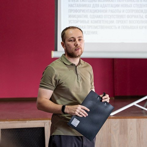 Поздравляем с Днем рождения Дмитрия Андреевича Гречухина Поздравляем с Днем рождения Дмитрия Андреевича Гречухина