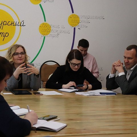 В Курске обсудили развитие молодежной политики