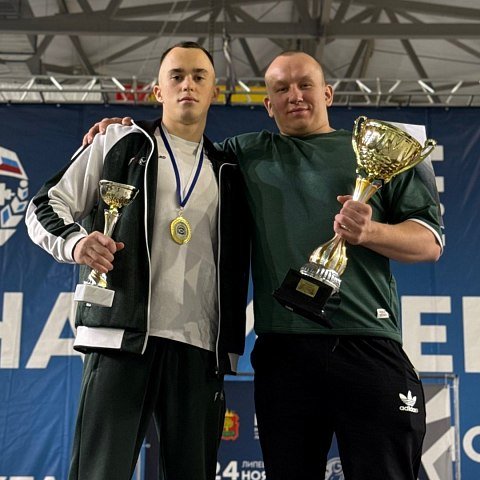Спортсмены ЮЗГУ – победители Чемпионата и Первенства ЦФО по пауэрлифтингу Спортсмены ЮЗГУ – победители Чемпионата и Первенства ЦФО по пауэрлифтингу