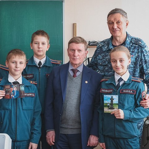 Сергей Самбуров встретился в ЮЗГУ с курскими школьниками