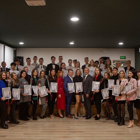 Студенты ЮЗГУ удостоены стипендии Администрации города Курска 