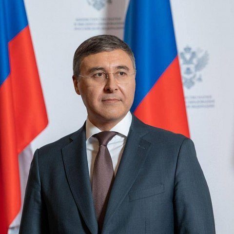 Сегодня свой день рождения отмечает Министр науки и высшего образования Российской Федерации Валерий Николаевич Фальков.