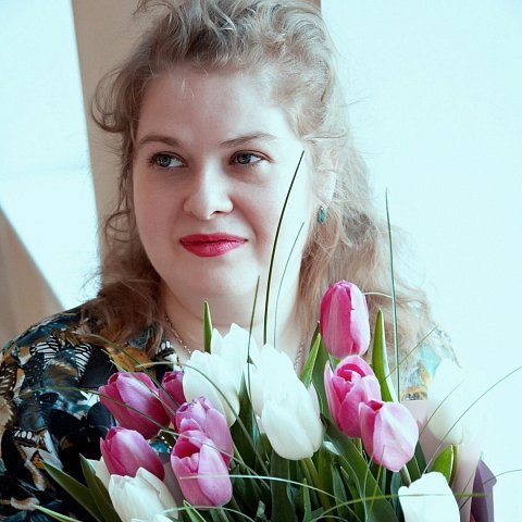 Поздравляем с Днем рождения Анну Сергеевну Обухову 