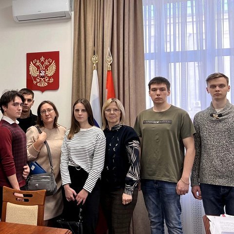 Студенты ЮЗГУ посетили комитет по труду и занятости населения Курской области 