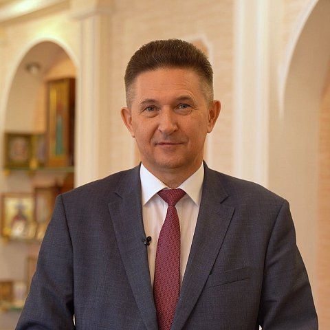 Поздравление ректора ЮЗГУ Сергея Емельянова с 8 Марта