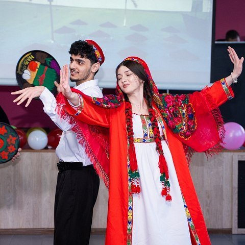 В ЮЗГУ отметили Навруз В ЮЗГУ отметили Навруз