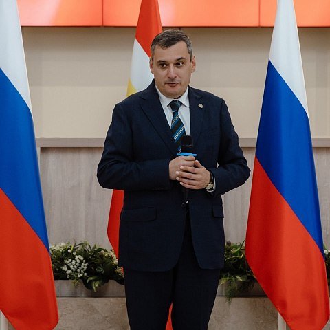 Поздравляем с Днем рождения Александра Евсеевича Хинштейна