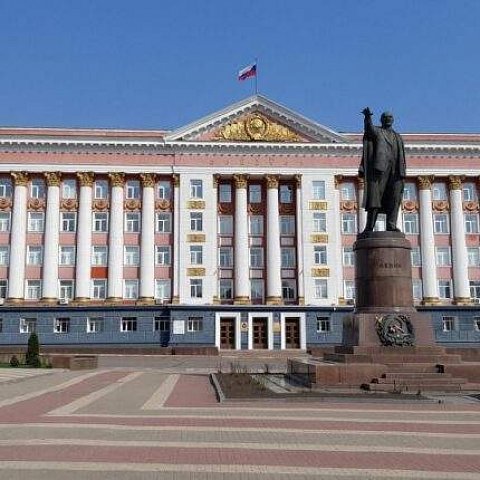 Поздравляем со вступлением в должность новых заместителей губернатора Курской области