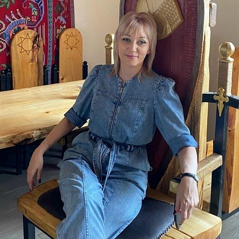 Поздравляем с Днем рождения Марину Юрьевну Брехову Поздравляем с Днем рождения Марину Юрьевну Брехову