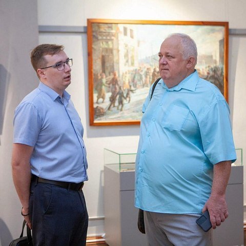 Представитель ЮЗГУ принял участие в открытии выставки «Маршал Победы. 130 лет» Представитель ЮЗГУ принял участие в открытии выставки «Маршал Победы. 130 лет»