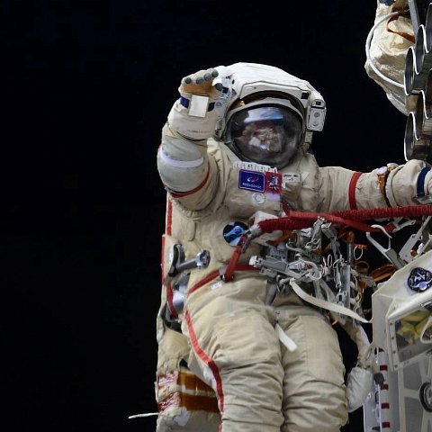 Четвертый выход Олега Артемьева в открытый космос 