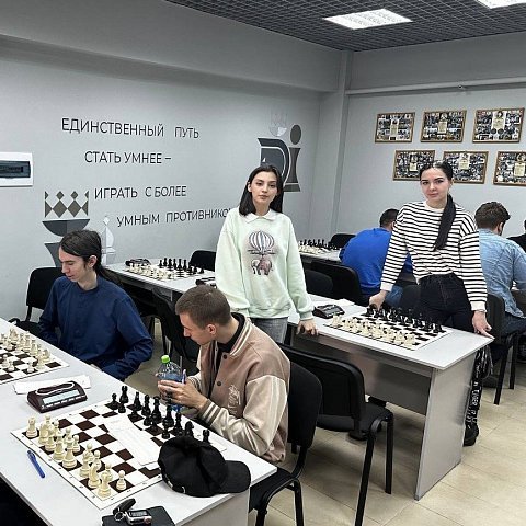 Сборная ЮЗГУ принимает участие в Спартакиаде по шахматам 