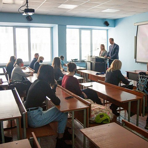 Студенты ЮЗГУ встретились с представителями центра «Бирюч - НТ»