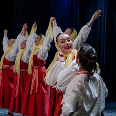 Поиграли, сплясали, победили Поиграли, сплясали, победили