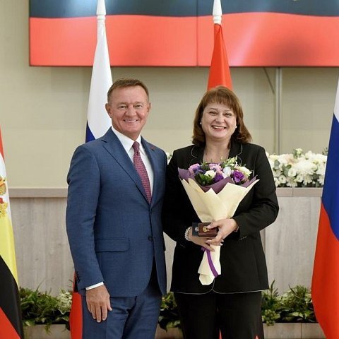 Ольга Ворошилова награждена медалью Минобрнауки России